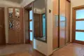 Wohnung 1 zimmer 77 m² in Warschau, Polen