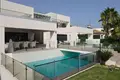 5-Schlafzimmer-Villa 625 m² Estepona, Spanien