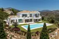 Villa 8 bedrooms  Benahavis, Spain