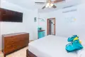 Kondominium 4 Schlafzimmer 166 m² West Bay, Honduras