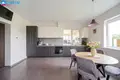 Casa 305 m² Pilikonys, Lituania