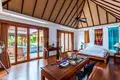 3 bedroom villa 325 m² Ban Bang Thao, Thailand