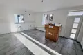 3 room apartment 72 m² Goedoello, Hungary