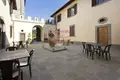 Commercial property 6 000 m² in Florence, Italy