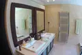 House 12 rooms 600 m² Agia Paraskevi, Greece