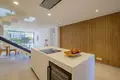 Квартира 2 спальни 142 м² Artola, Испания