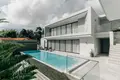 6 bedroom villa 1 050 m² Phuket, Thailand