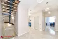 Коттедж 400 м² Озерицко-Слободской сельский Совет, Беларусь