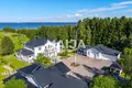Maison 8 chambres 297 m² Oulunsalo, Finlande