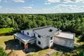 House 380 m² Ivyanets, Belarus