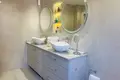 Квартира 3 спальни  Эстепона, Испания