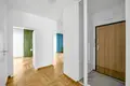 Коммерческое помещение 80 м² Варшава, Польша