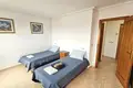 Mieszkanie 3 pokoi 90 m² Torrevieja, Hiszpania