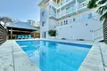 Дом 7 спален 604 м² West Bay, Гондурас