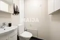 2 bedroom apartment 76 m² Jaervenpaeae, Finland