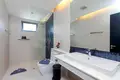 6-Schlafzimmer-Villa 1 200 m² Pa Tong, Thailand