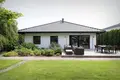 Haus 223 m² Chyby, Polen