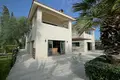 5 bedroom house 500 m² Koinoteta Parekklesias, Cyprus