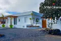Villa de tres dormitorios 120 m² Adeje, Španjolska