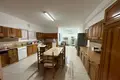Maison 4 chambres 300 m² Moniatis, Chypre