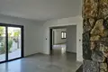 Bungalow de 3 dormitorios  en Germasogeia, Chipre