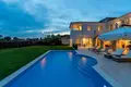 Villa 4 chambres 361 m² Porec, Croatie