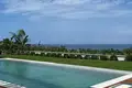 4 bedroom house 305 m² Gumusluk, Turkey