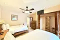 Кондо 2 спальни 125 м² West Bay, Гондурас