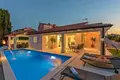 Villa de tres dormitorios 156 m² Porec, Croacia