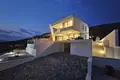 Haus 4 Schlafzimmer 320 m² Gespanschaft Split-Dalmatien, Kroatien