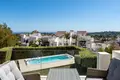 Mieszkanie 3 pokoi 188 m² Marbella, Hiszpania