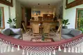 Villa de tres dormitorios 300 m² Tabanan, Indonesia