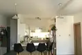 Mieszkanie 4 pokoi 140 m² Anavargos, Cypr