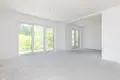 Mieszkanie 4 pokoi 138 m² Warszawa, Polska