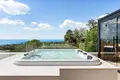 Stadthaus 4 Schlafzimmer 609 m² Marbella, Spanien