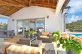 Dom 3 pokoi 284 m² Radici, Chorwacja