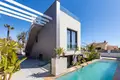 4 bedroom Villa 150 m² Torrevieja, Spain