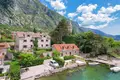 6 bedroom house 415 m² Dobrota, Montenegro