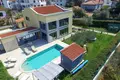 3 bedroom villa 302 m² Istria, Romania