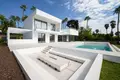 Villa de 4 dormitorios 430 m² Estepona, España