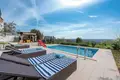 Villa de tres dormitorios 220 m² Brtonigla, Croacia