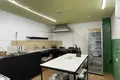 Propiedad comercial 4 habitaciones 150 m² en Tiflis, Georgia