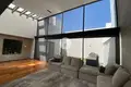 Дом 4 спальни 586 м² Мехико, Мексика