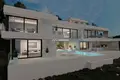 4-Schlafzimmer-Villa 453 m² Calp, Spanien