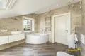 Casa de campo 251 m² Kalodziscanski selski Savet, Belarús