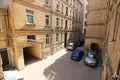 Maison des revenus 2 386 m² à Riga, Lettonie