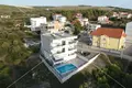 Casa 13 habitaciones 372 m² Opcina Bibinje, Croacia