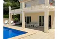 Villa de tres dormitorios 389 m² Alicante, Španjolska