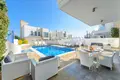 Maison 6 chambres 370 m² Paralímni, Chypre