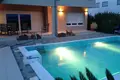 villa de 5 dormitorios 300 m² Opcina Sukosan, Croacia